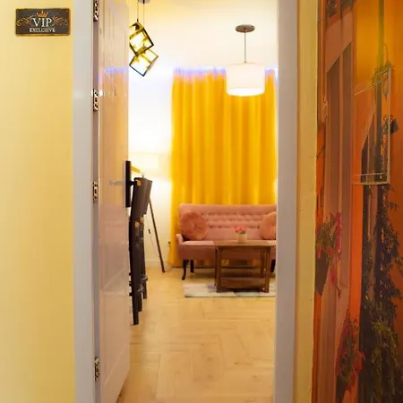 Ma-La Apartment Split